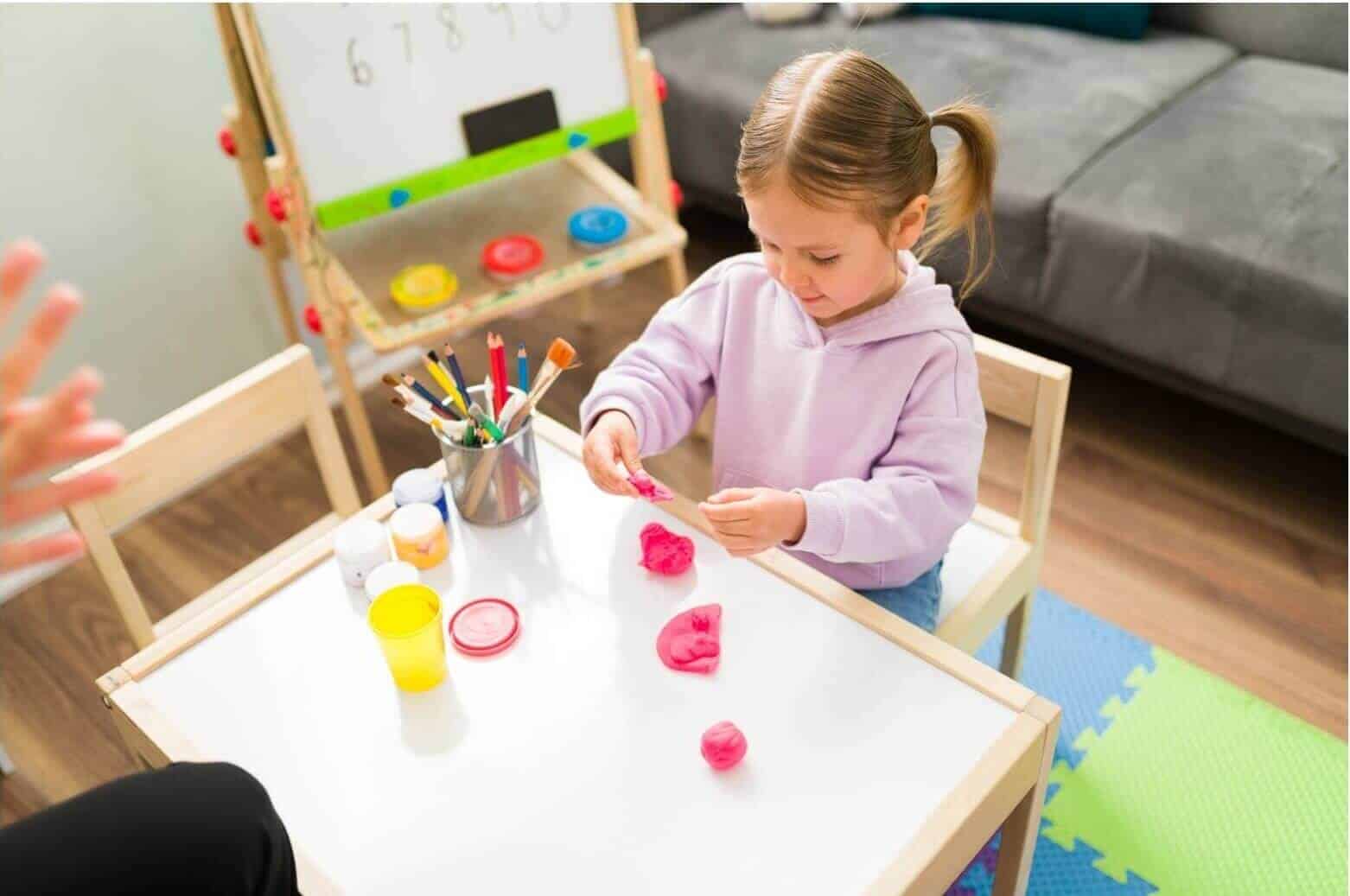 Activities-based art therapy for children in Santa Rosa